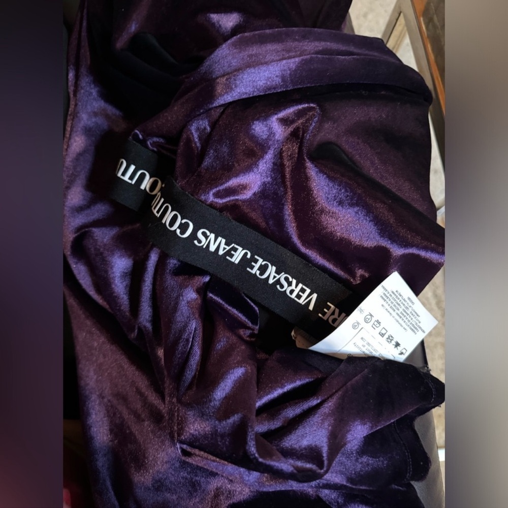 VERSACE JEANS COUTURE VELVET
STRETCH PANT, IT 40
$425 $1,000| Size: IT 40